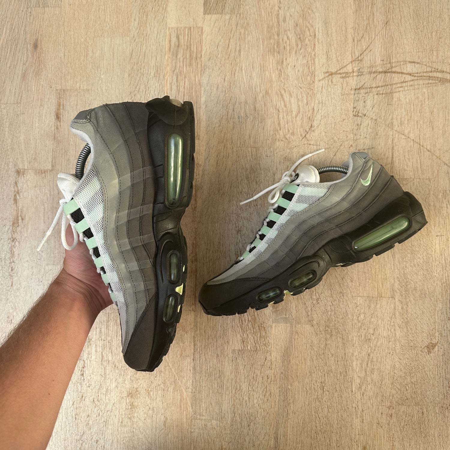 Nike Air Max 95 - Fresh Mint - UK9.5 – RM Footwear