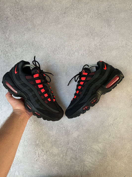 Nike Air Max 95 - Laser Crimson - UK7.5