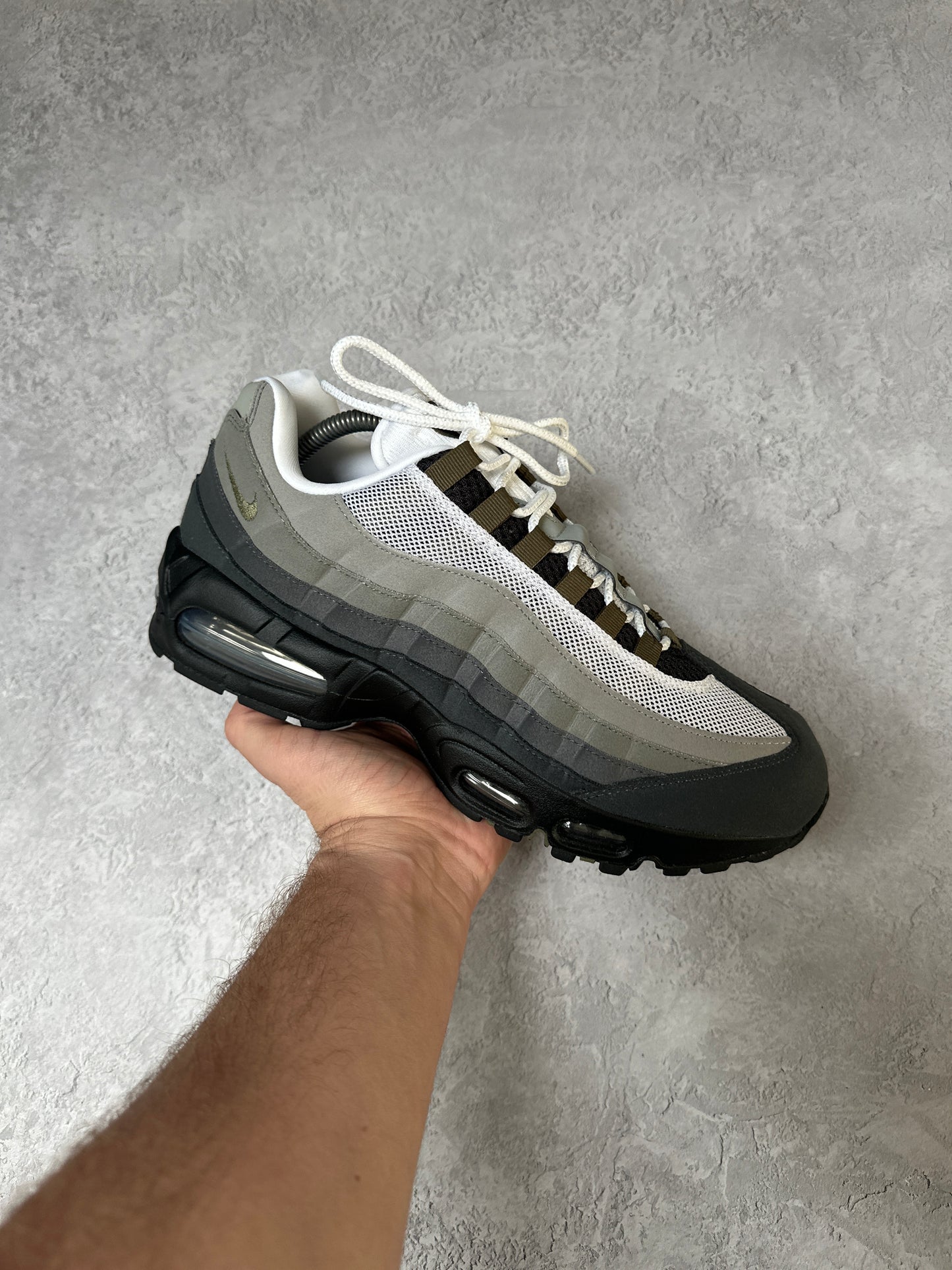 Nike Air Max 95 - Medium Olive - UK8.5