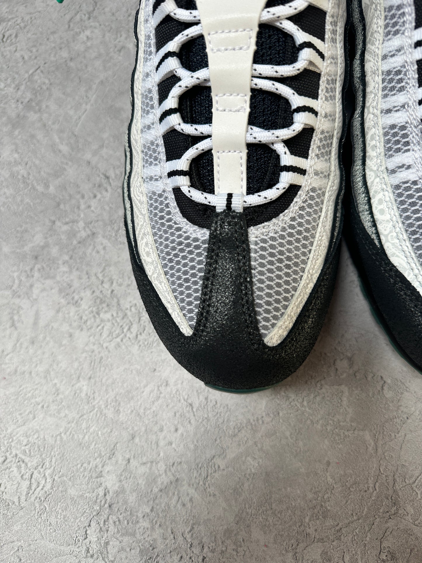 Nike Air Max 95 - Day of the Dead - UK9
