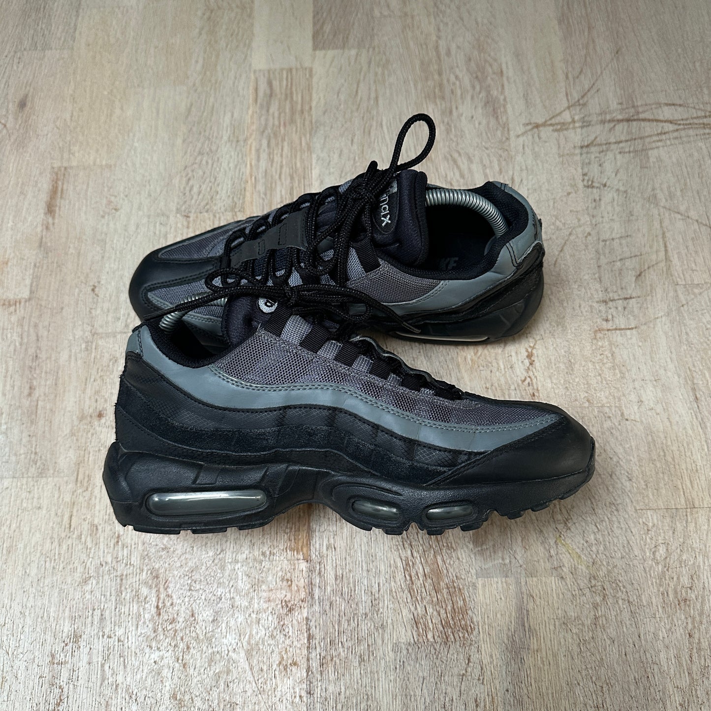 Nike Air Max 95 - Black / Smoke Grey - UK8