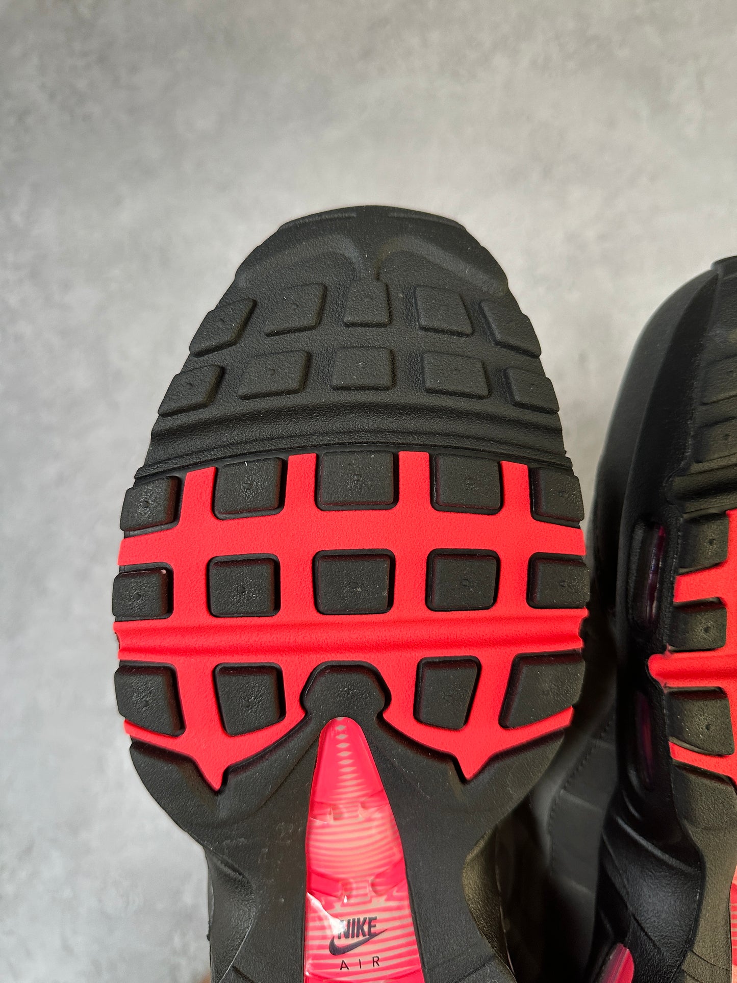 Nike Air Max 95 - Solar Red 2025 - UK12