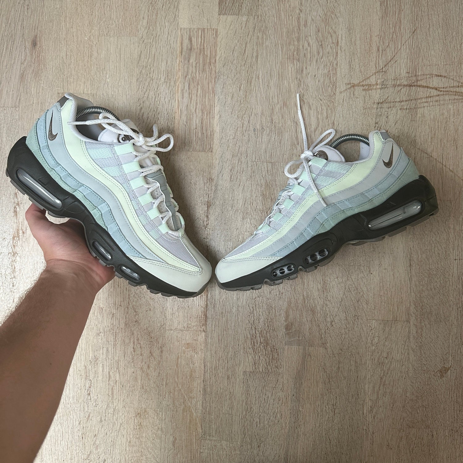 Air max outlet 95 clear emerald