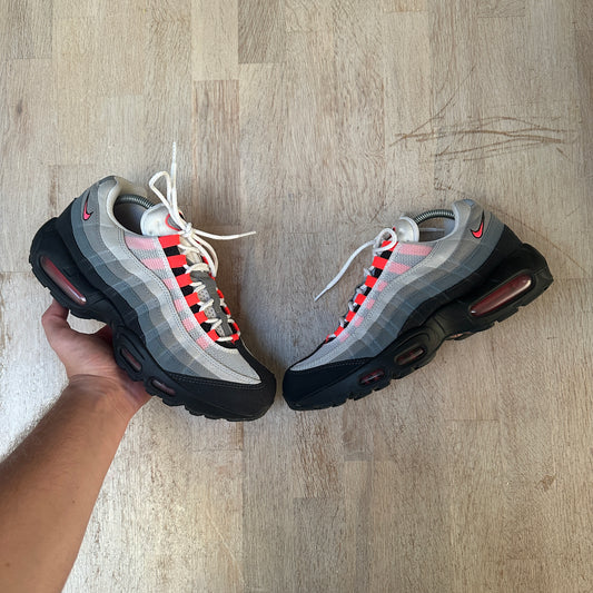 Nike Air Max 95 - Solar Red 2017 - UK8