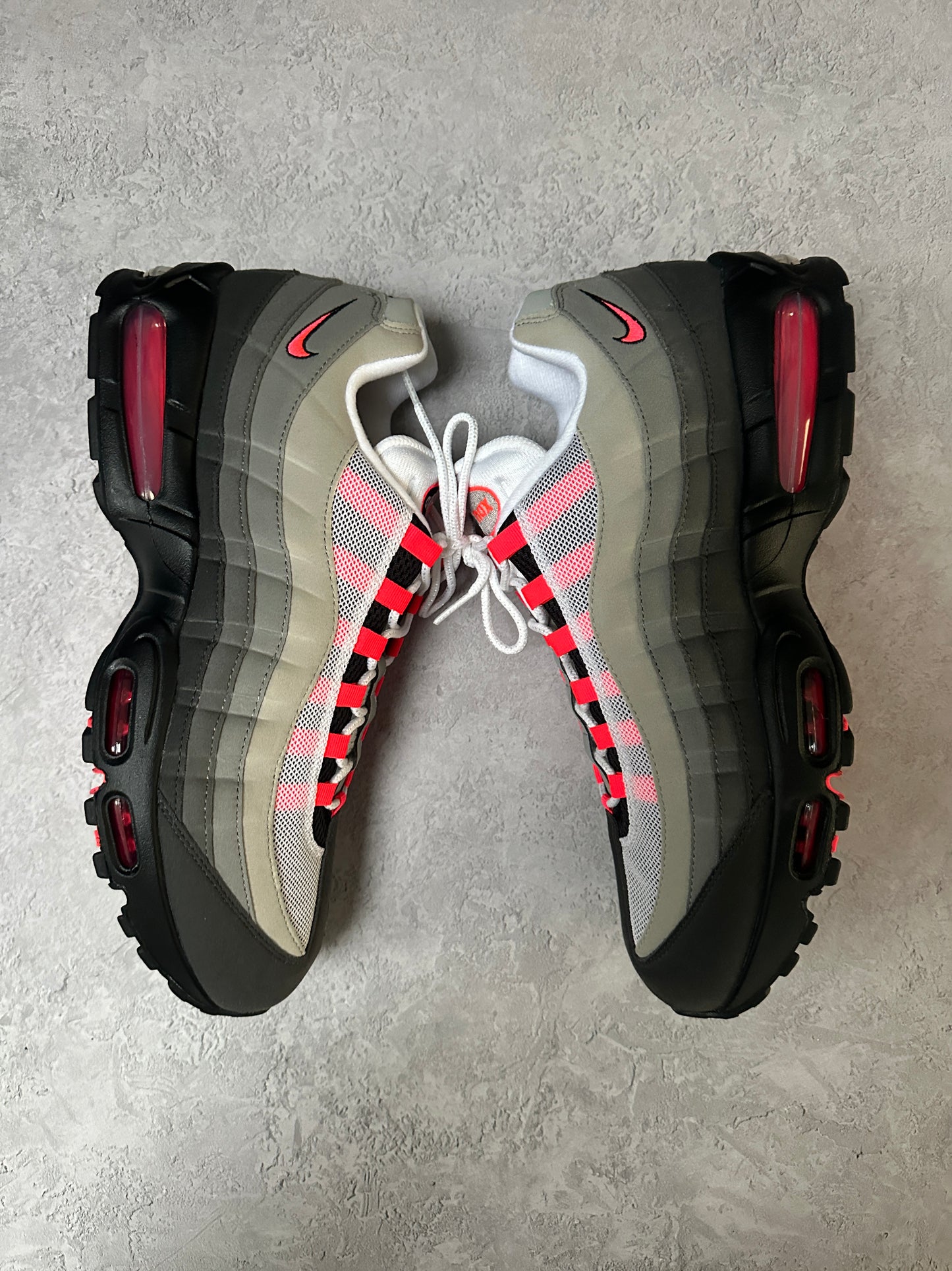 Nike Air Max 95 - Solar Red 2025 - UK13