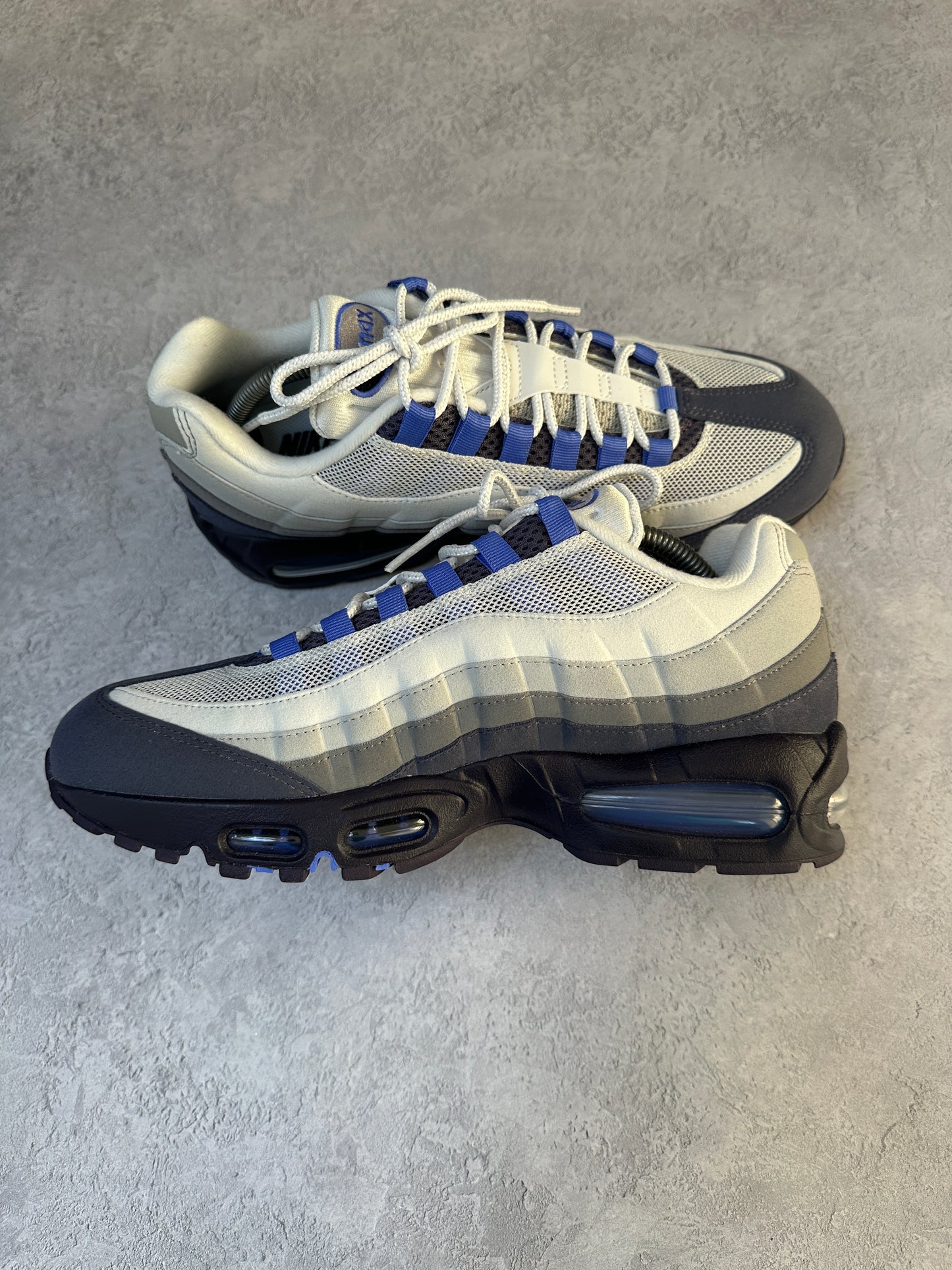 Nike Air Max 95 - Photon Dust / Purple Dynasty - UK8.5