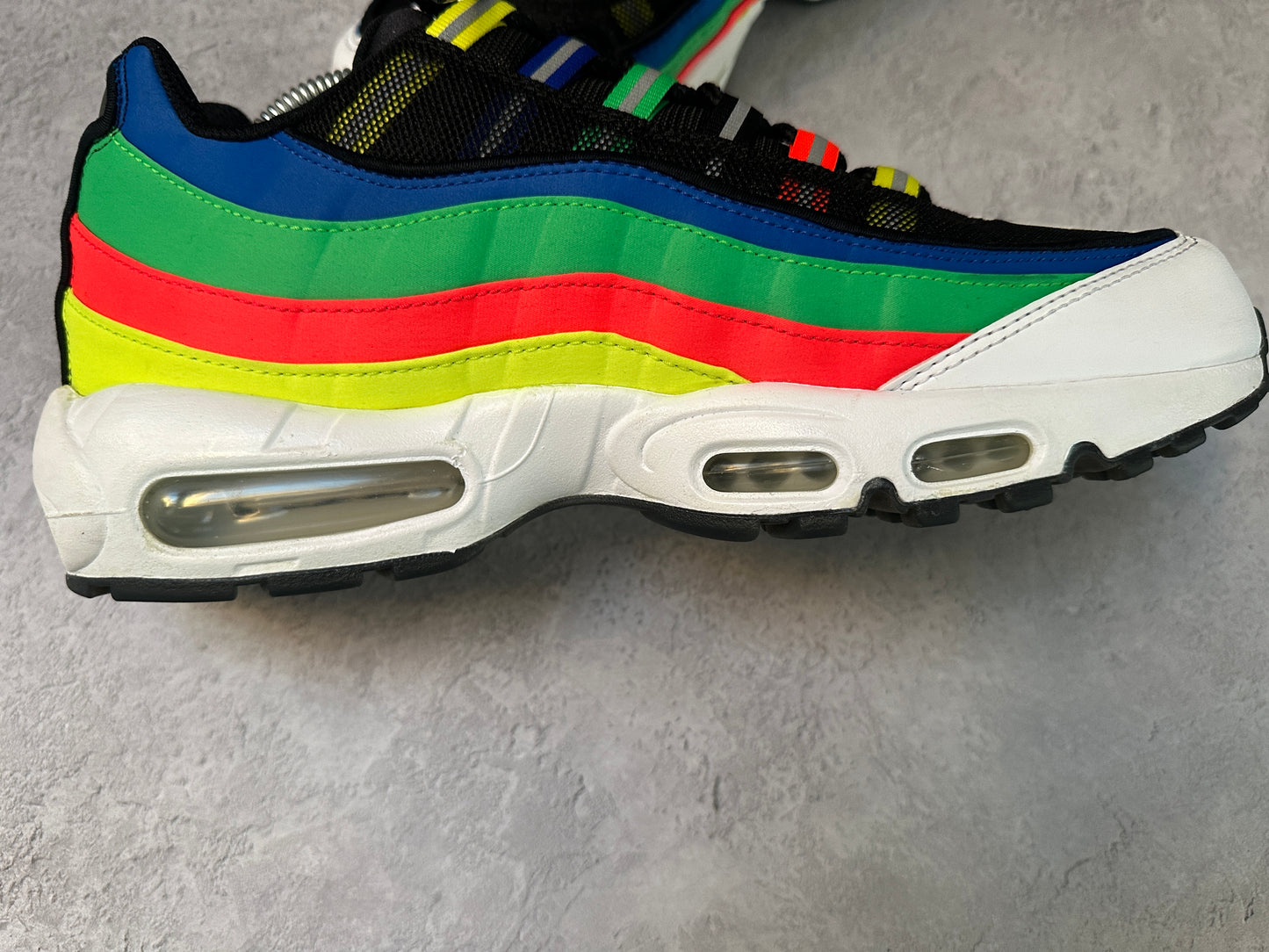 Nike Air Max 95 - Hidden Message - UK8.5