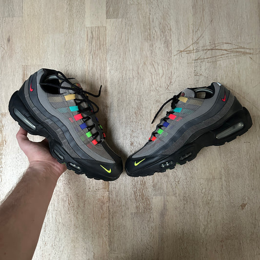 Nike Air Max 95 - Evolution of Icons - UK9.5