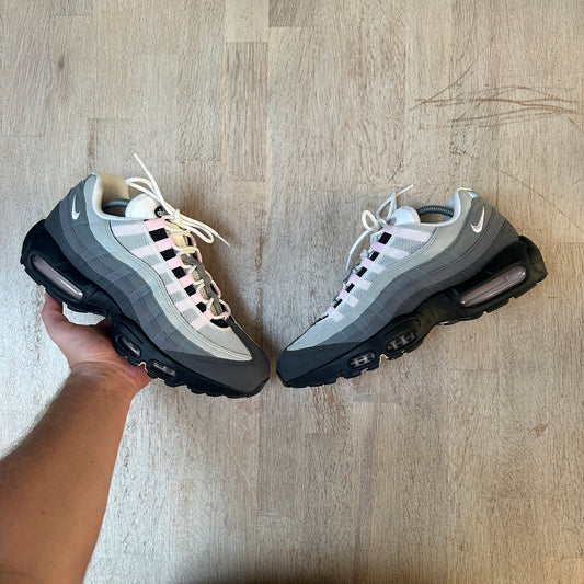 Nike Air Max 95 - Pink Foam - UK9.5