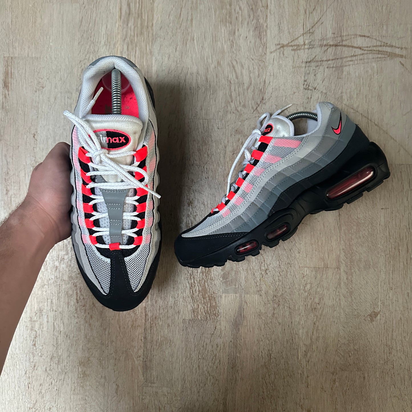 Nike Air Max 95 - Solar Red 2017 - UK8.5