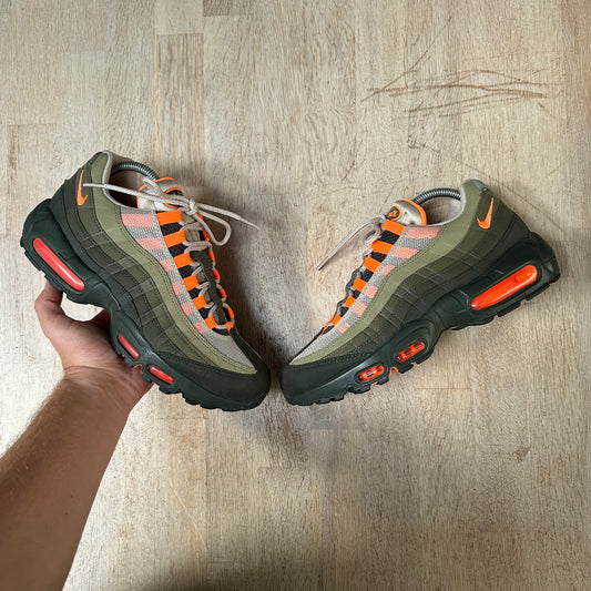 Nike Air Max 95 - Total Orange - UK7