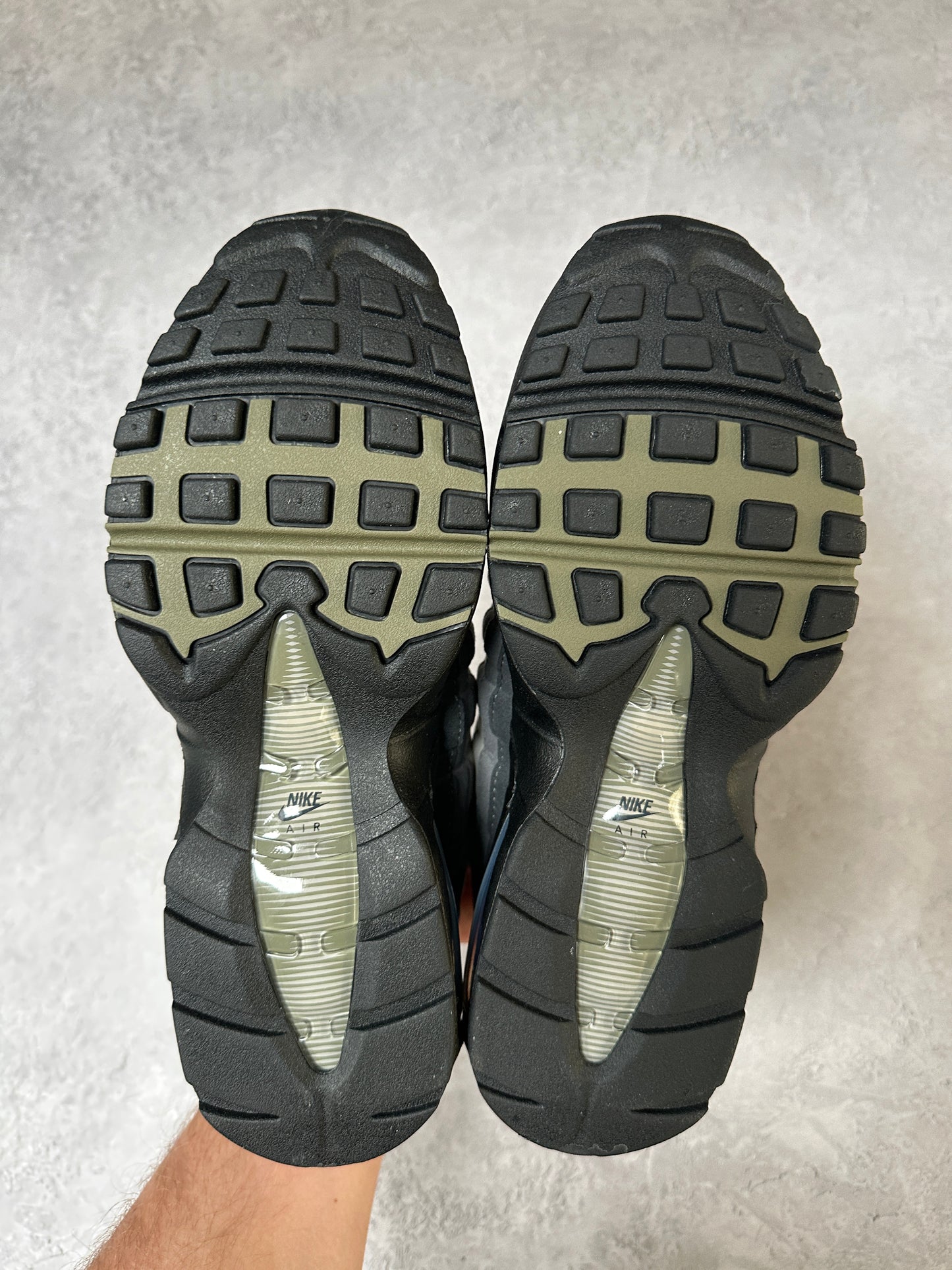Nike Air Max 95 - Medium Olive - UK7.5
