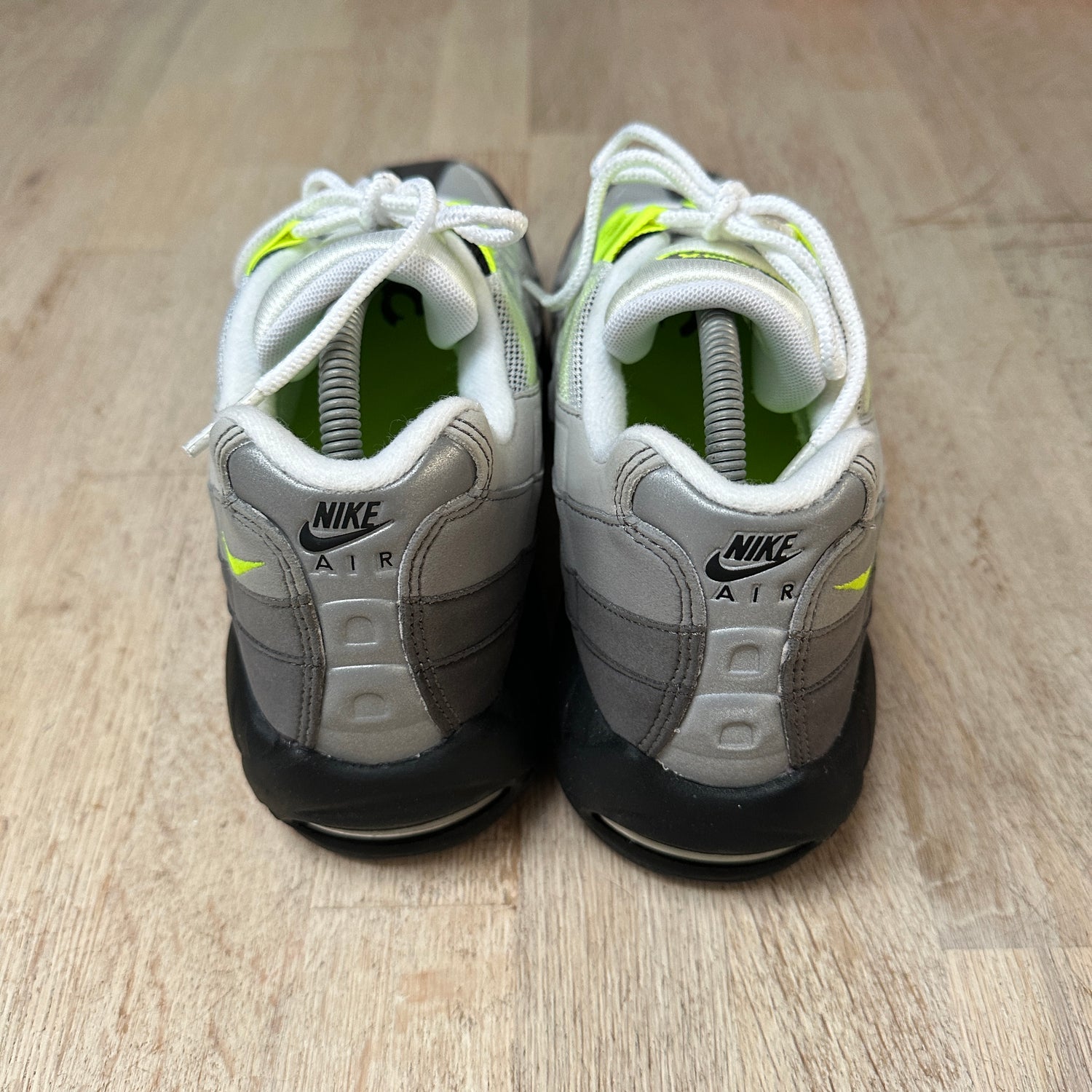 Nike air max outlet 95 neon 2018