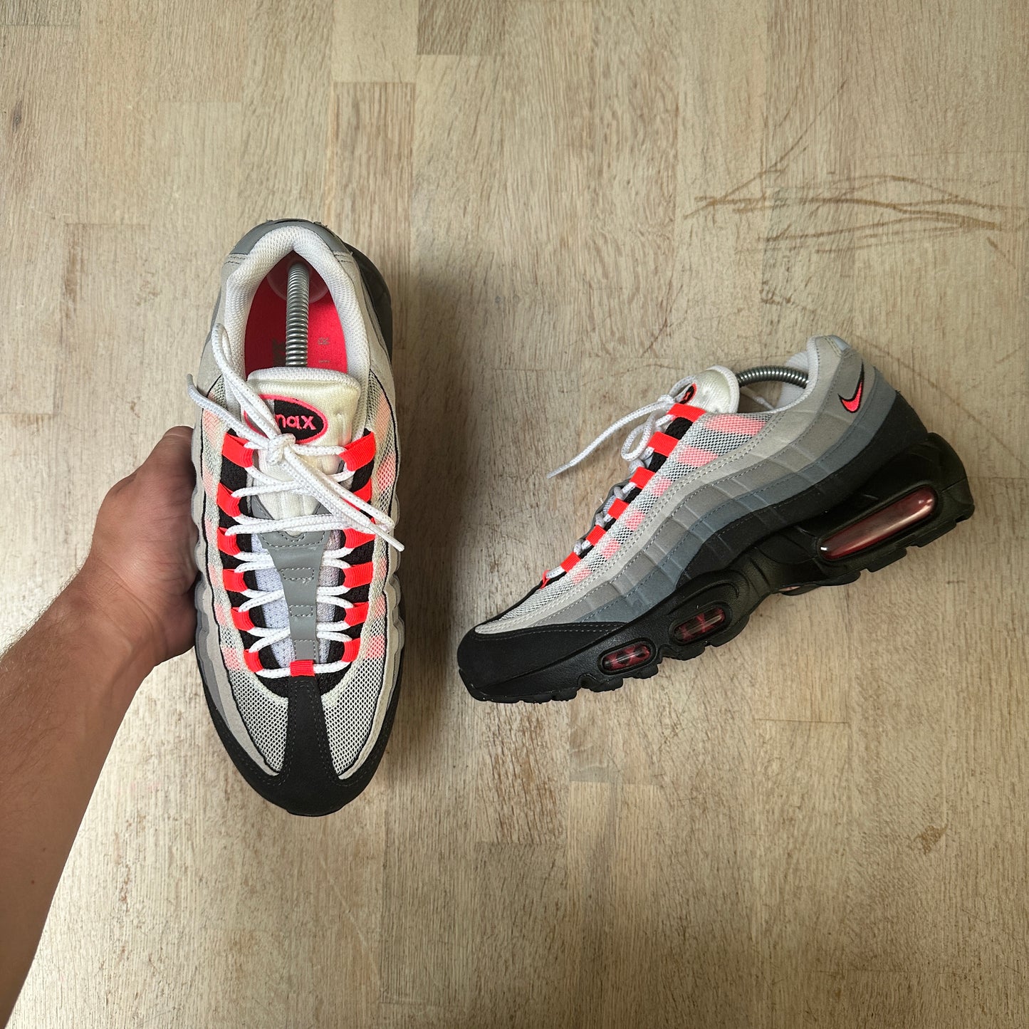 Nike Air Max 95 - Solar Red 2017 - UK8.5